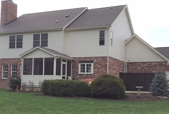 4th image of 9151 Iris Ln