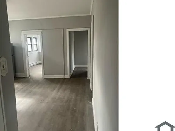 31 Main St APT 3, Monsey, NY 10952