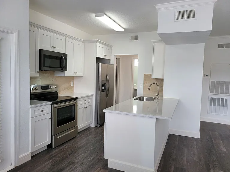 2558 Robert Trent Jones Dr #1424 — Photo 5
