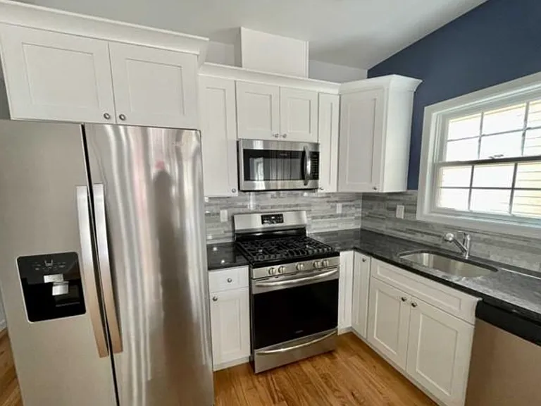 519 Cross St #1 — Photo 4