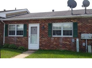 607 Green Tree Ln, Bear, DE 19701