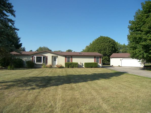 2554 E Brookfield Cir S, Warsaw, IN 46582
