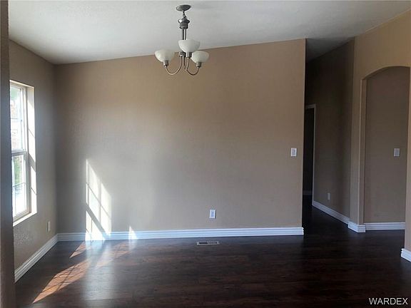 5th image of 191 Sunrise Ave