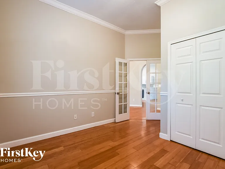 3010 Linmont Ln — Photo 11
