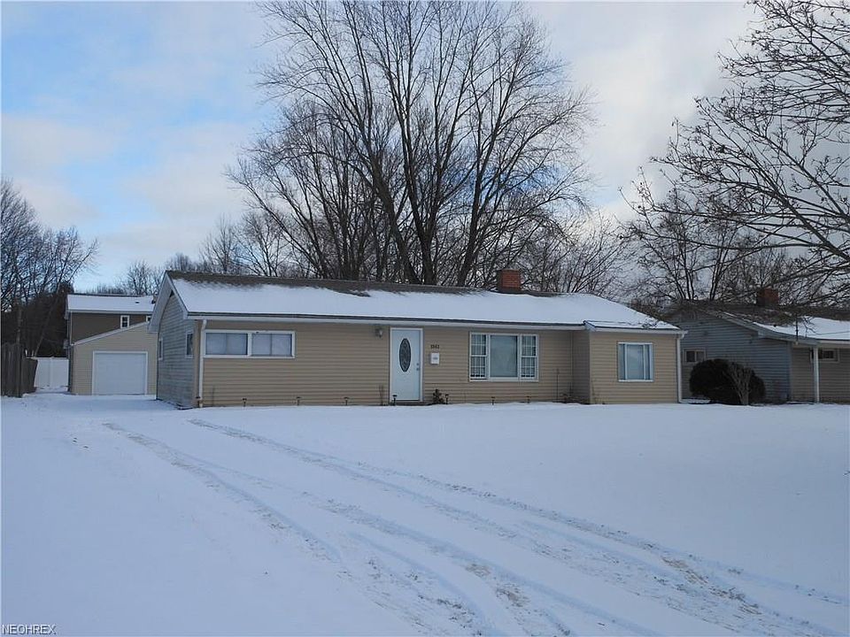 1st image of 2543 Amberly Dr