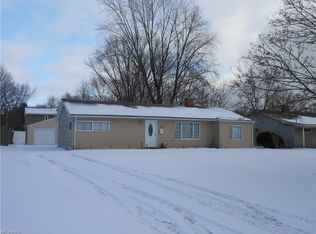 2543 Amberly Dr, Youngstown, OH