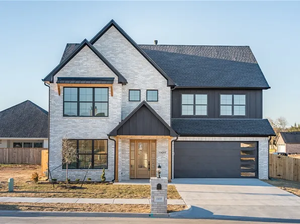 13019 Rainier Dr, Woodway, TX 76712