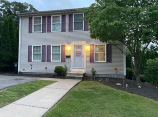 15 Watkins Ave, Cranston, RI 02920