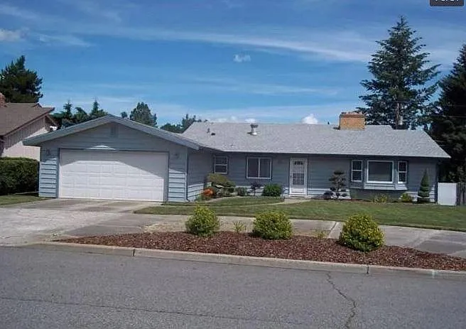 12015 E 26th Ave