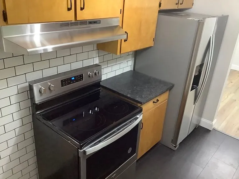 955 Exchange St — Photo 20