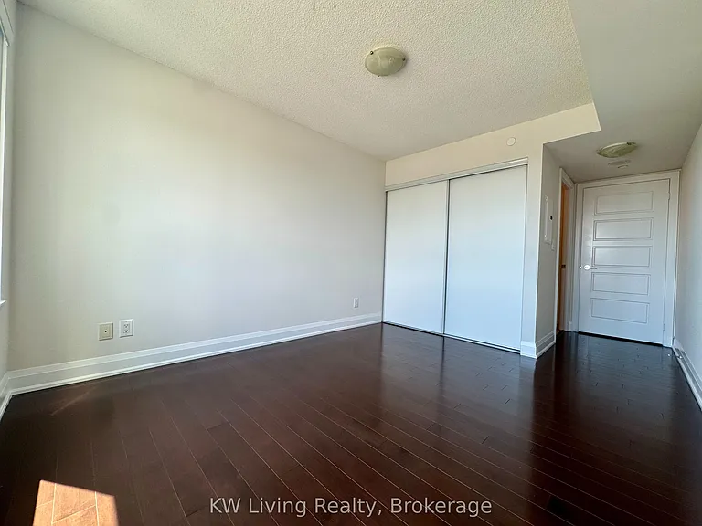 1 Uptown Dr #1909 — Photo 6
