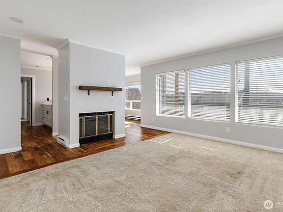 5th image of 1701 SE 9th Avenue #101