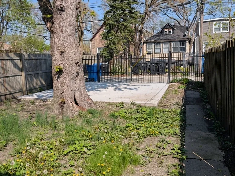 7117 S Wolcott Ave — Photo 9