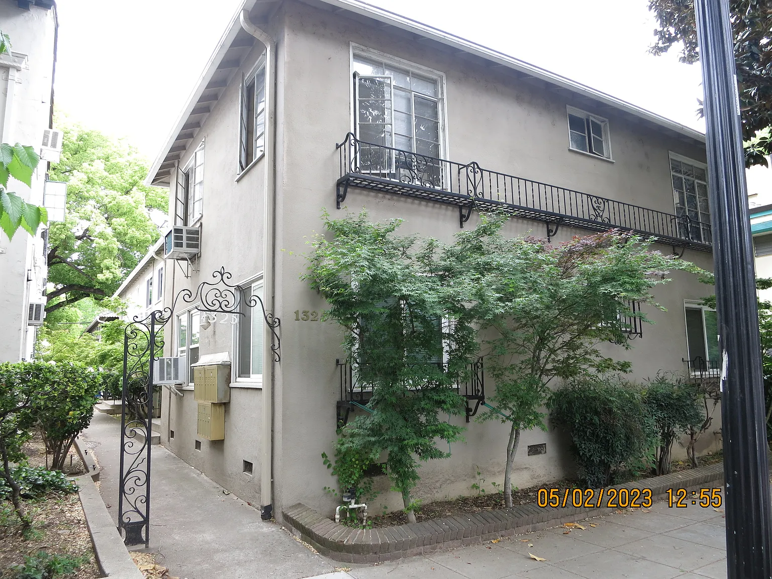 2 bed, 950 sqft, $1,995 — Photo 1