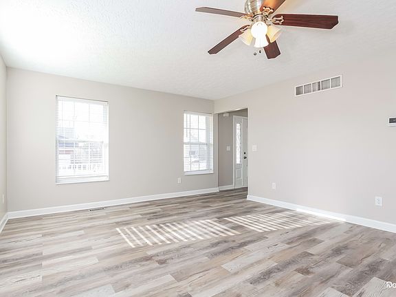 5th image of 1099 Valley Wood Dr