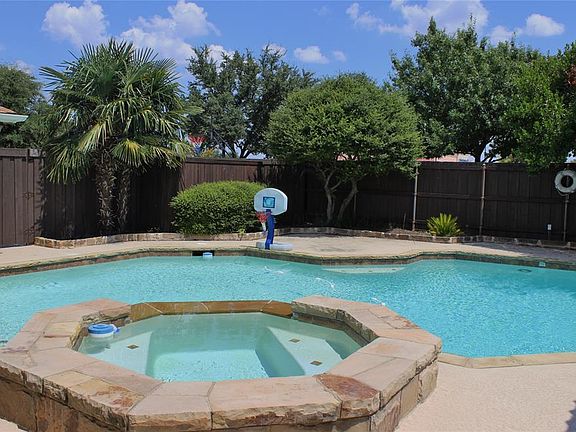4th image of 507 Carleton Dr