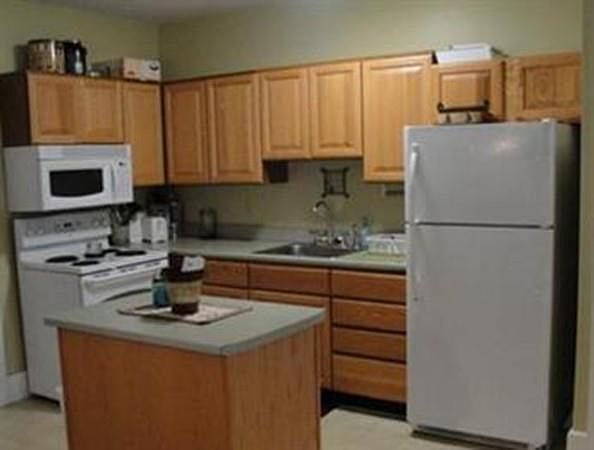2nd image of 143 S Main St APT 3