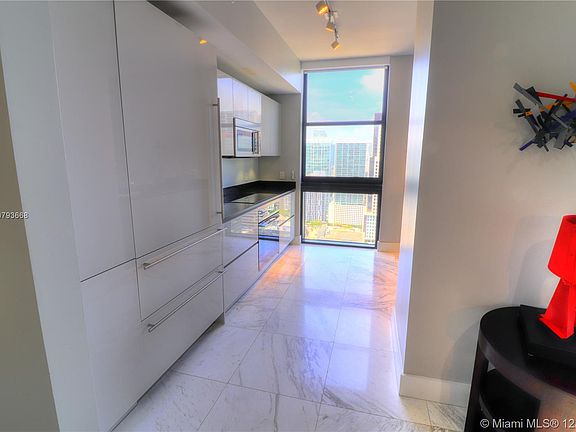 4th image of 1010 Brickell Ave Unit 3601