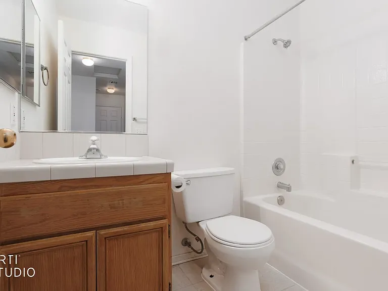130 Falcon St — Photo 11