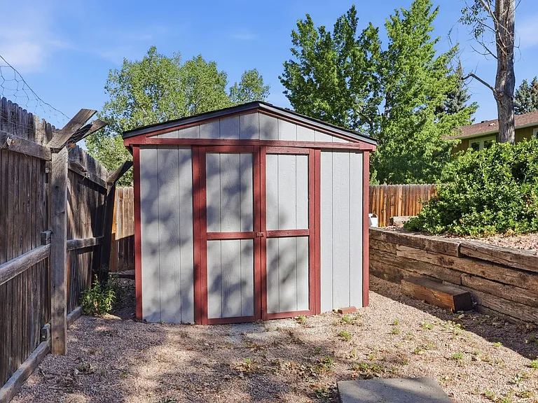931 Mountain View Dr — Photo 30