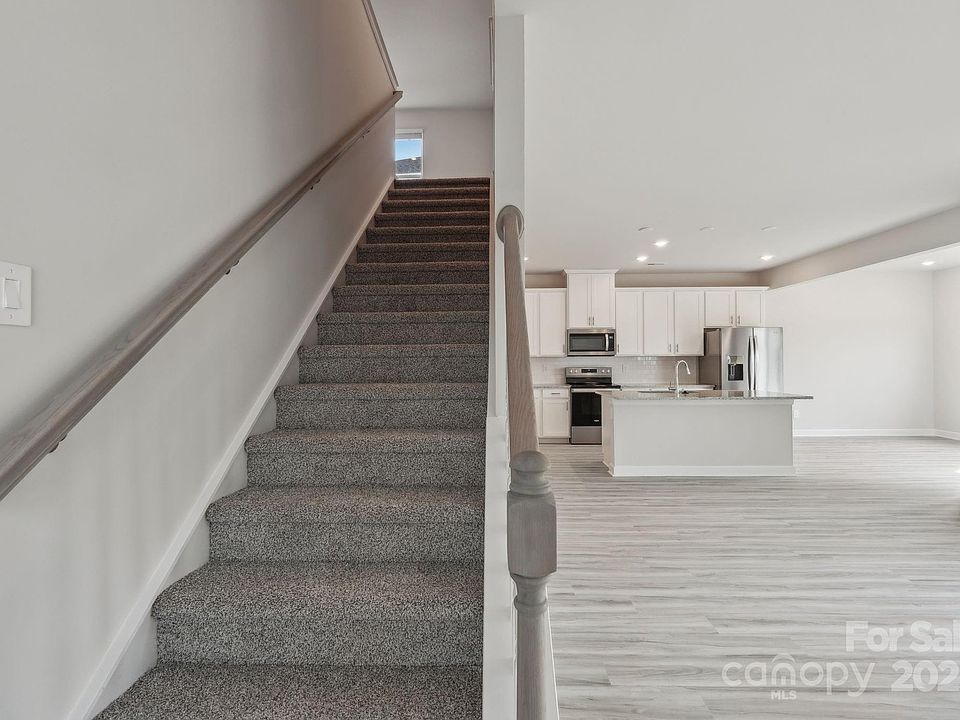 1321 30th Street Ln NE, Conover, NC 28613 | Zillow