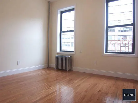 Rented by Bond New York | media 5