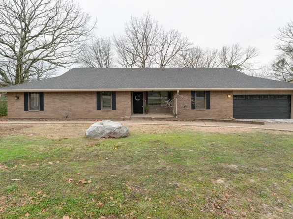 13721 Saint Charles Blvd, Little Rock, AR 72211