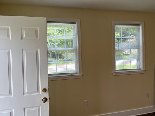 603B Longwood Ave #B