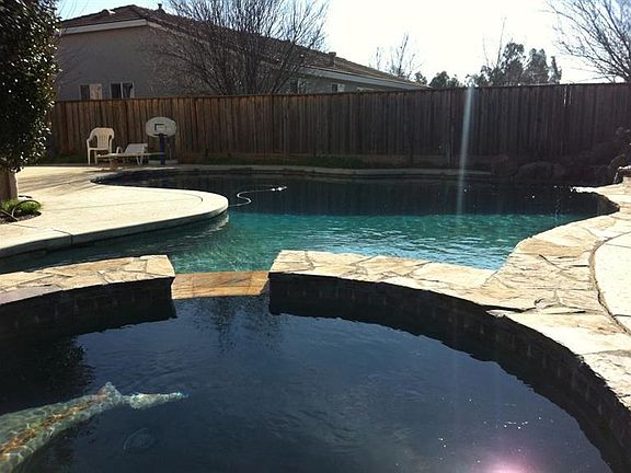5th image of 216 Lenader Ct