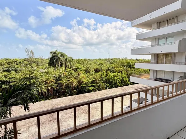 155 Ocean Lane Dr, Key Biscayne, FL