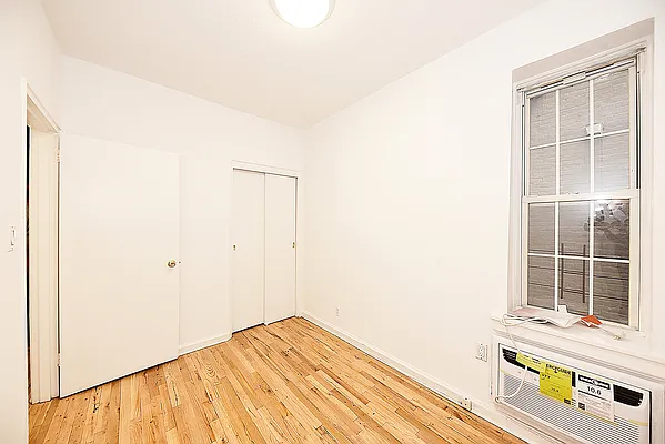 Rented by Buchbinder & Warren | media 17