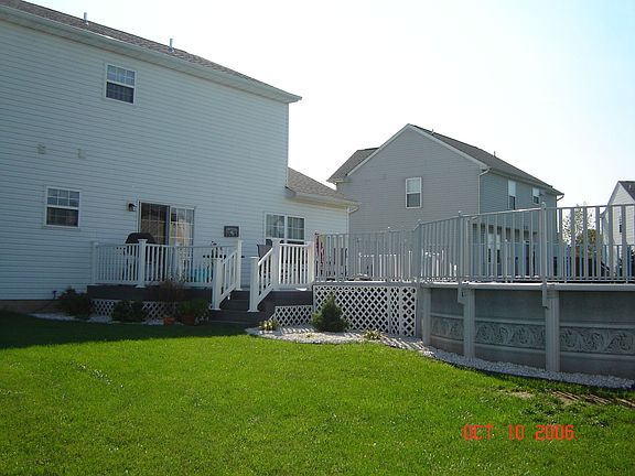 Rear View - 15x20 Trex Deck 