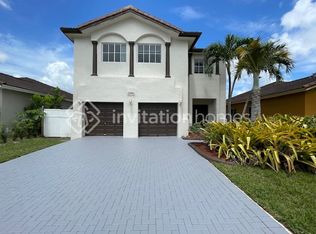 15841 SW 138th Ter, Miami, FL 33196