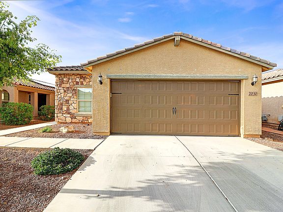 2nd image of 2030 E Anderson Dr