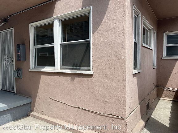 3rd image of 736 Olive Ave APT A