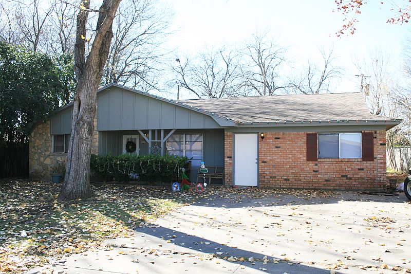 1st image of 3313 Crosby Dr