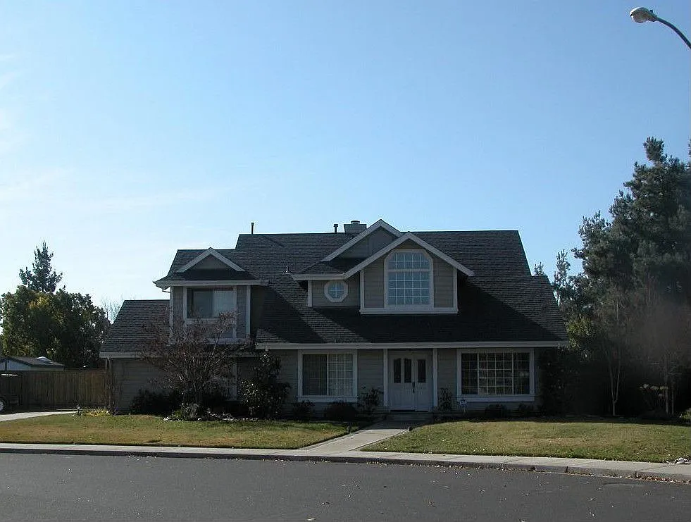 1755 Placer Cir photo 1