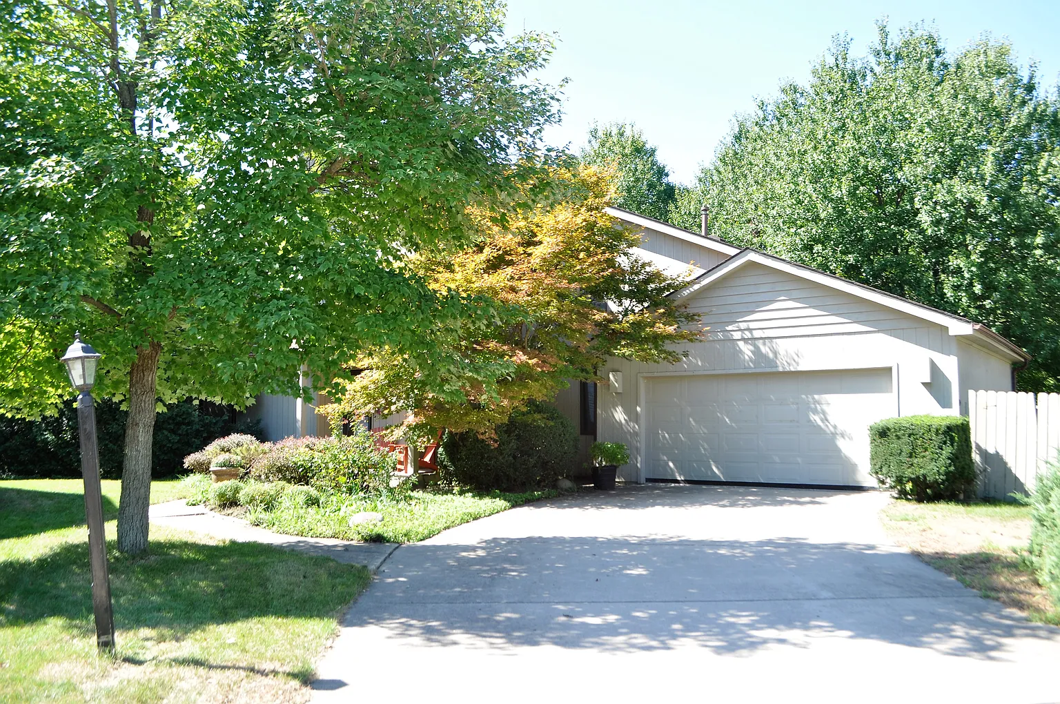 2215 O'Donnell Dr photo 1