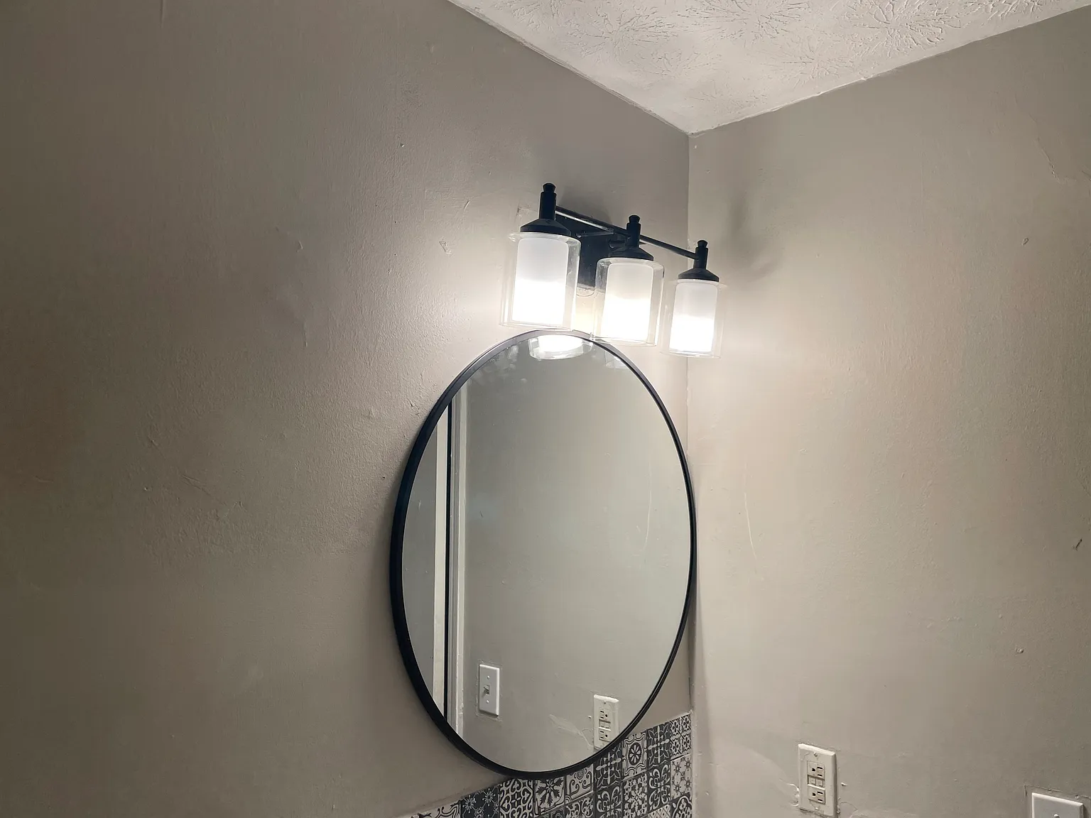 2 bed, 1100 sqft, $1,525 — Photo 2