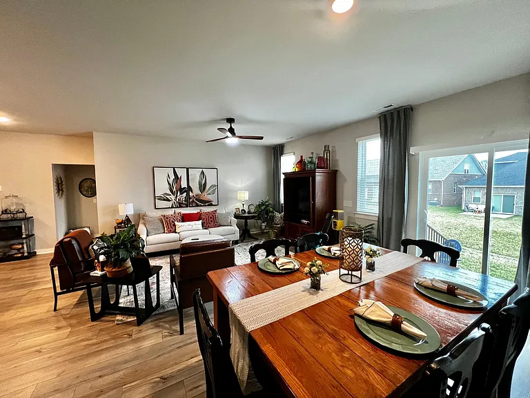 436 Golden Meadow Ln — Photo 16