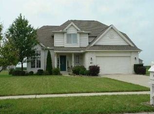 1094 Springcrest Dr, Waterville, OH 43566