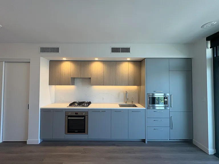 6608 Sussex Ave #XX — Photo 5