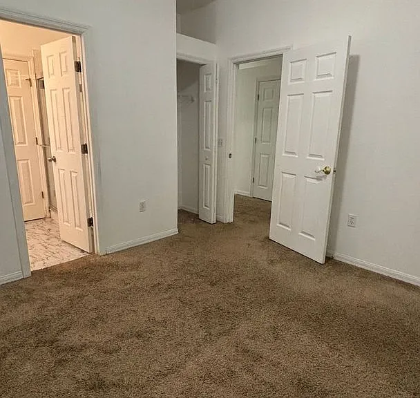 2915 Sunset Lakes Blvd — Photo 20