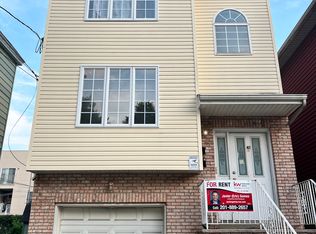 41 Cleveland Ave #1, Harrison, NJ 07029