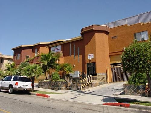 1st image of 845 W Beach Ave APT 1