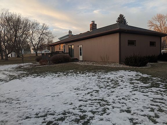 2nd image of 554 Danon Dr