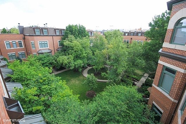 1st image of 1351 W Altgeld St #1J
