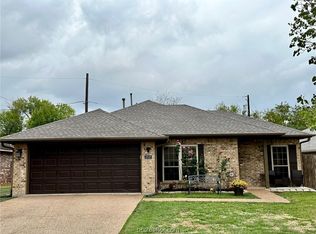 2525 Pinon Ct, Bryan, TX 77802