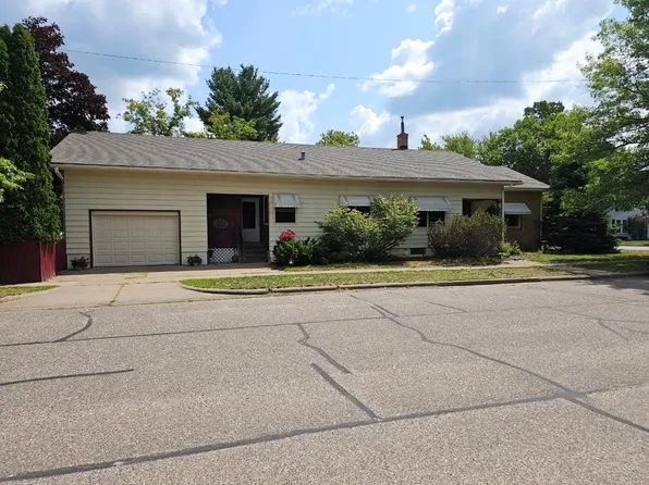 107 E Lincoln Ave, Tomahawk, WI 54487