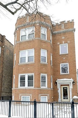 1st image of 6250 N Claremont Ave APT 2